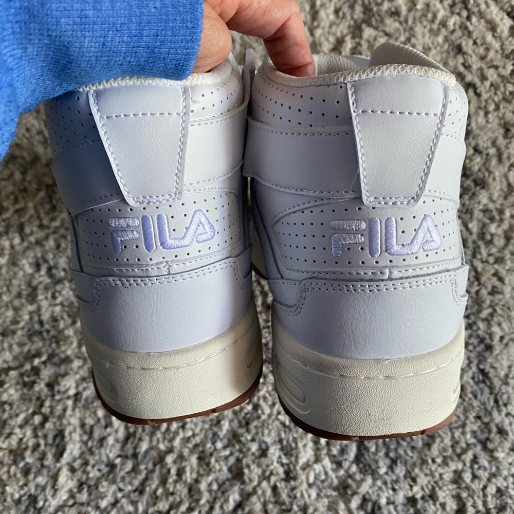 NIB Fila Teratach 600 Mid Leather Sneakers - Picture 5 of 7